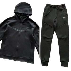 Nike Tech Fleece Negro